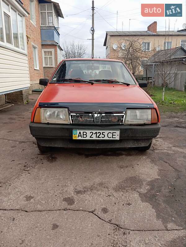 Седан ВАЗ / Lada 21099 1991 в Мені