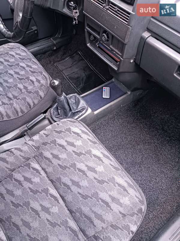 Седан ВАЗ / Lada 21099 2001 в Києві