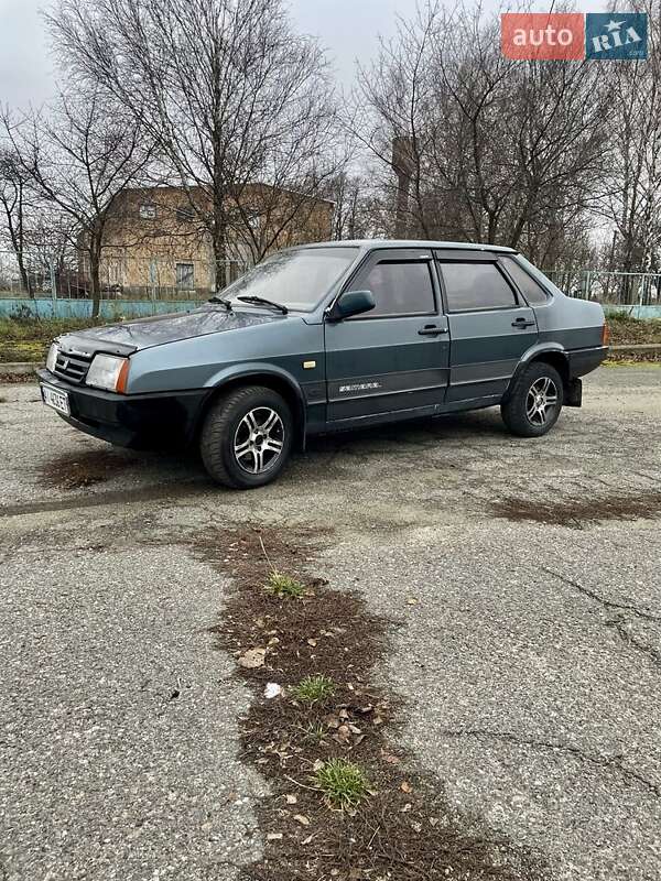 Седан ВАЗ / Lada 21099 2001 в Корсунь-Шевченківському