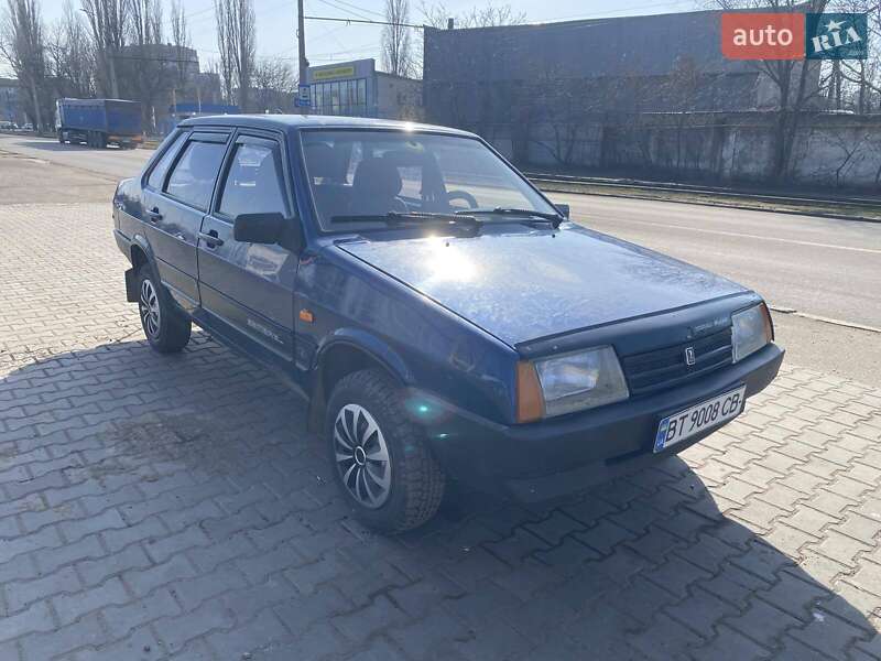 Седан ВАЗ / Lada 21099 2004 в Миколаєві