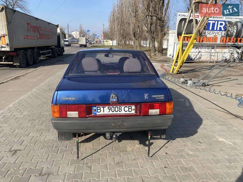 Седан ВАЗ / Lada 21099 2004 в Миколаєві