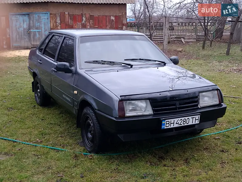 ВАЗ / Lada 21099