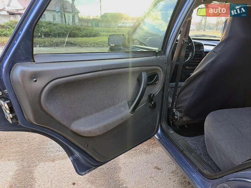 Седан ВАЗ / Lada 21099 2011 в Шостке