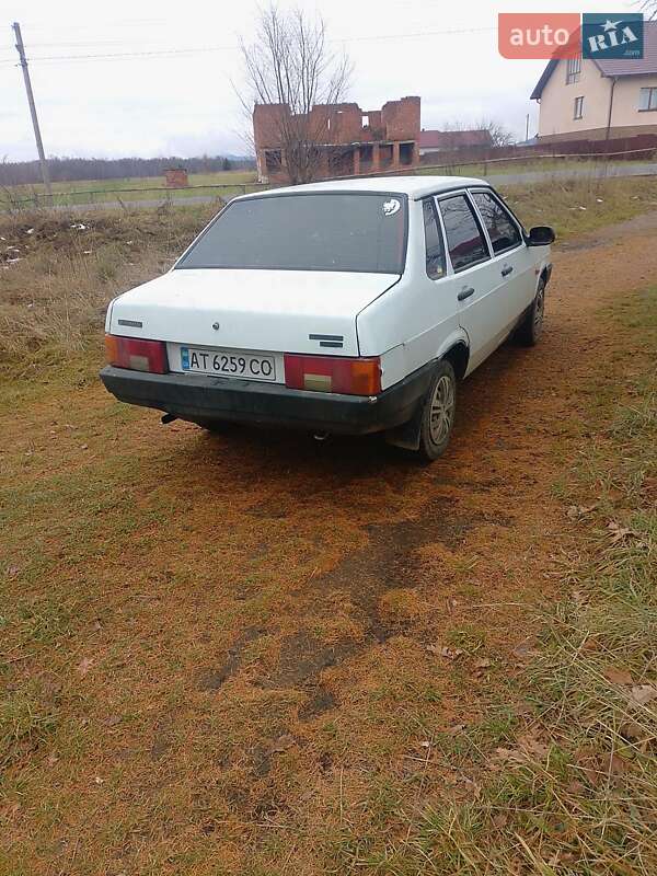 Седан ВАЗ / Lada 21099 1994 в Богородчанах