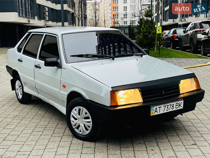 Седан ВАЗ / Lada 21099 2005 в Івано-Франківську фото 2 Седан ВАЗ / Lada 21099 2005 в Івано-Франківську