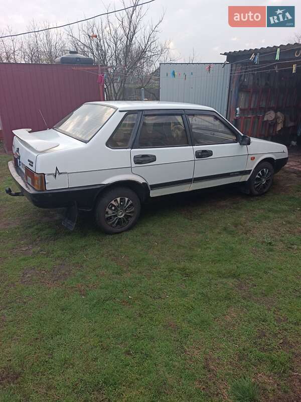 Седан ВАЗ / Lada 21099 1994 в Семенівці