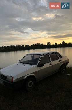 Седан ВАЗ 21099 2003 в Шостке