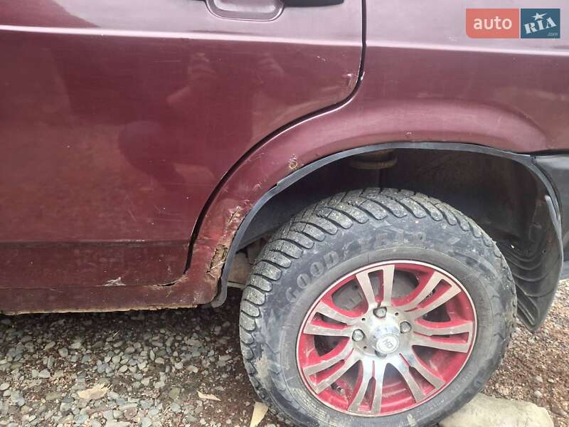 Седан ВАЗ / Lada 21099 1993 в Дубовому