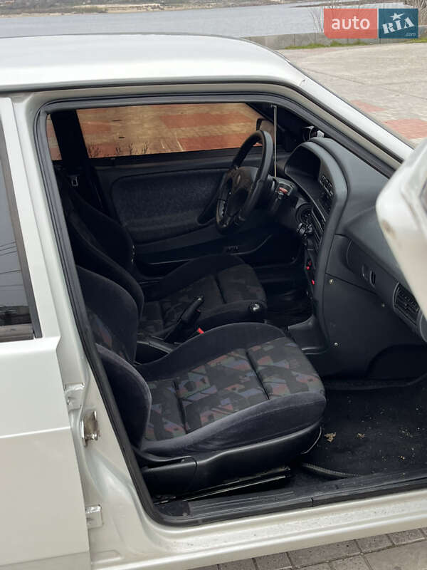 Седан ВАЗ / Lada 21099 2010 в Запорожье