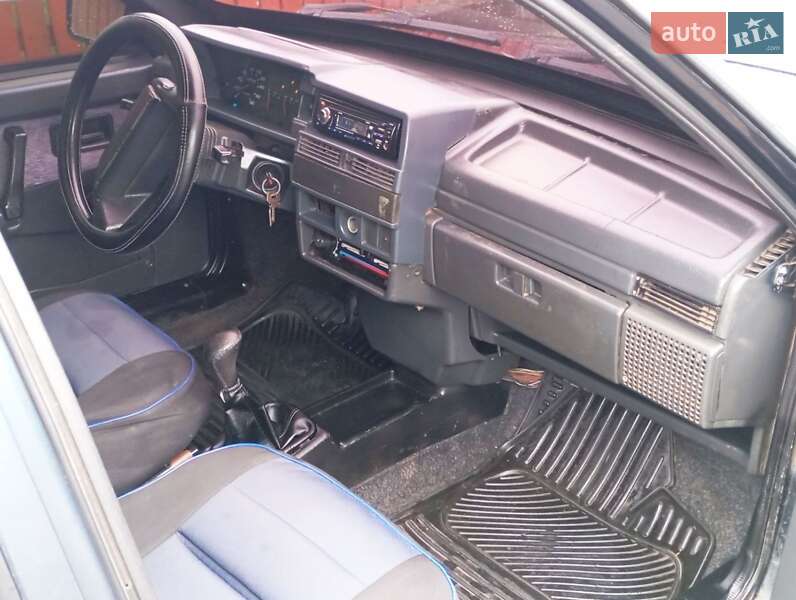 Седан ВАЗ / Lada 21099 2004 в Мирополе