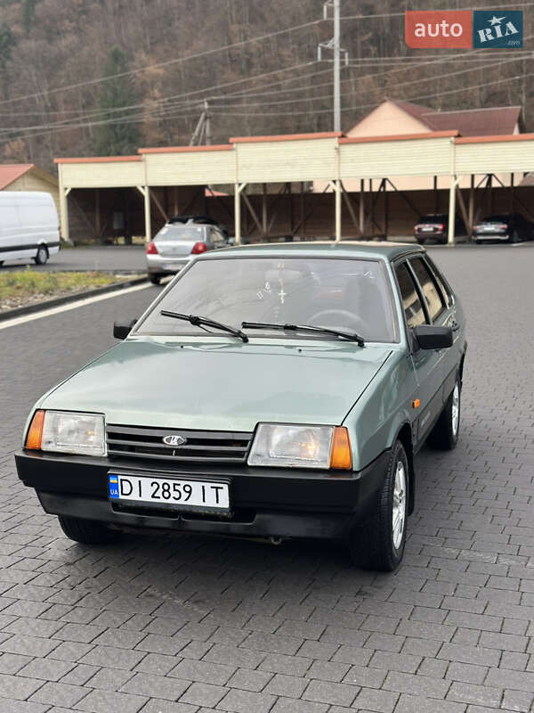 Седан ВАЗ / Lada 21099 2008 в Межгорье фото Седан ВАЗ / Lada 21099 2008 в Межгорье