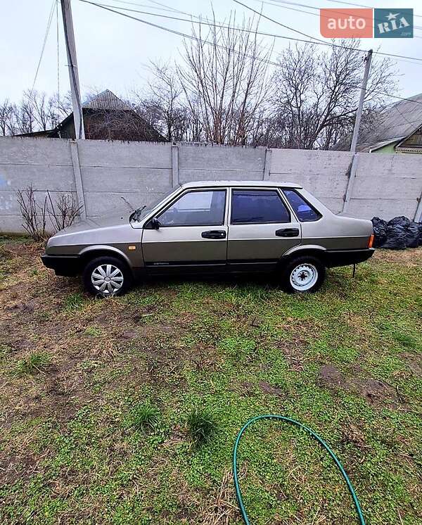 ВАЗ / Lada 21099 1999