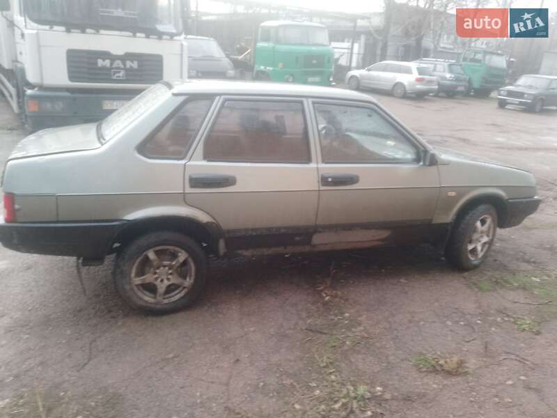 ВАЗ / Lada 21099 1996 ВАЗ / Lada 21099 1996