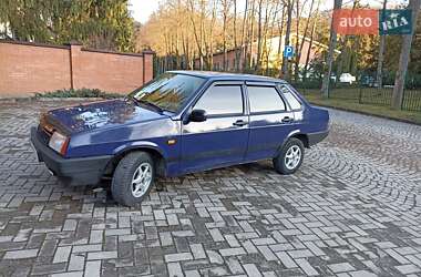 Седан ВАЗ 21099 2002 в Львове