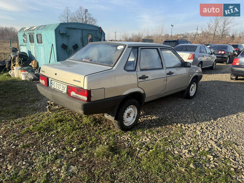 Седан ВАЗ / Lada 21099 2006 в Тячеві