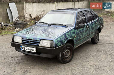 Седан ВАЗ 21099 2005 в Дніпрі