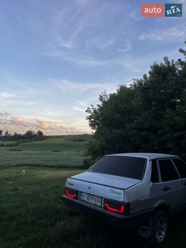 Седан ВАЗ / Lada 21099 2005 в Теофиполе