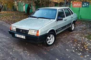 Седан ВАЗ 21099 2006 в Градижске