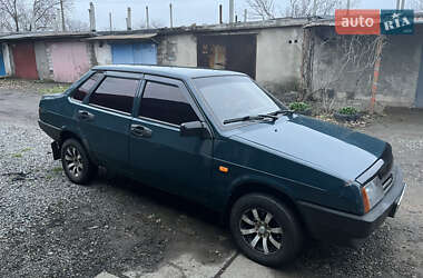 Седан ВАЗ 21099 2004 в Кривому Розі