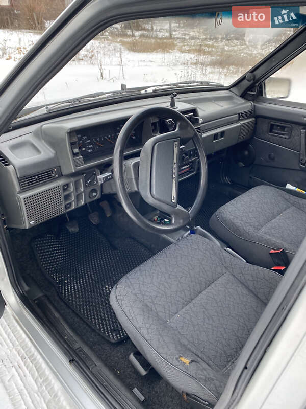 Седан ВАЗ / Lada 21099 2005 в Борзне