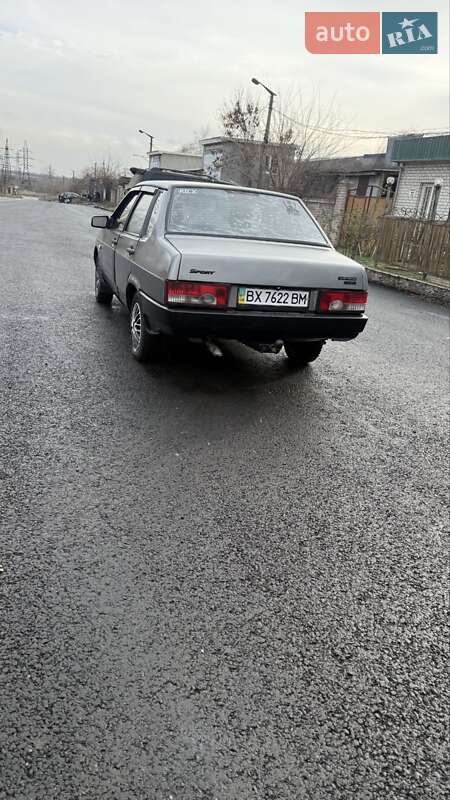 Седан ВАЗ / Lada 21099 2005 в Миколаєві