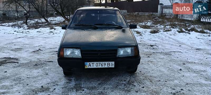 Седан ВАЗ / Lada 21099 2002 в Долине