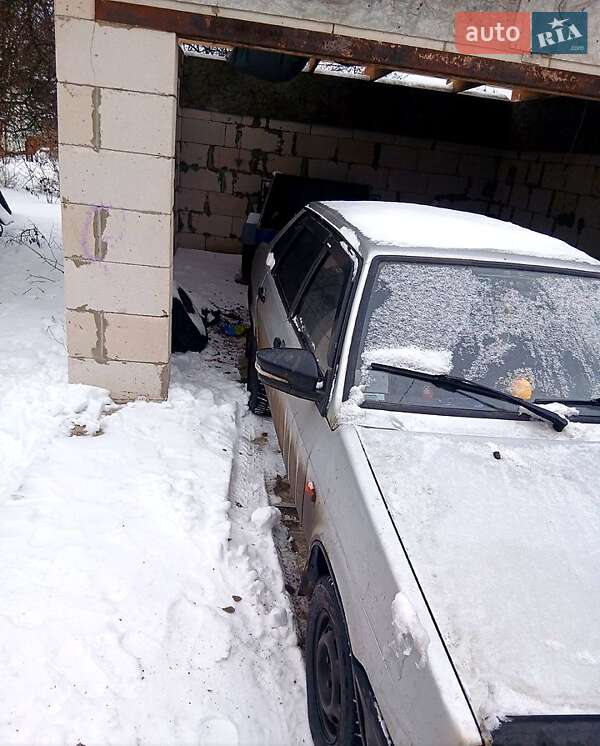 Седан ВАЗ / Lada 21099 2003 в Харькове