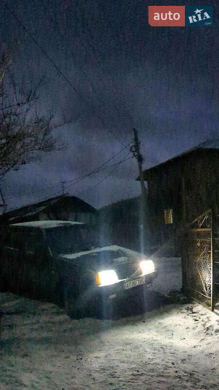 Седан ВАЗ / Lada 21099 1992 в Косове