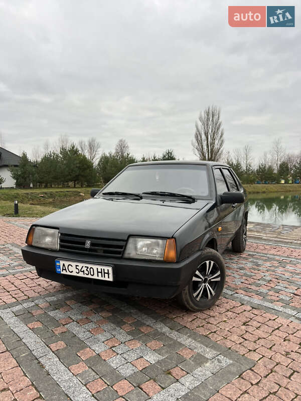 Седан ВАЗ / Lada 21099 2005 в Нововолынске