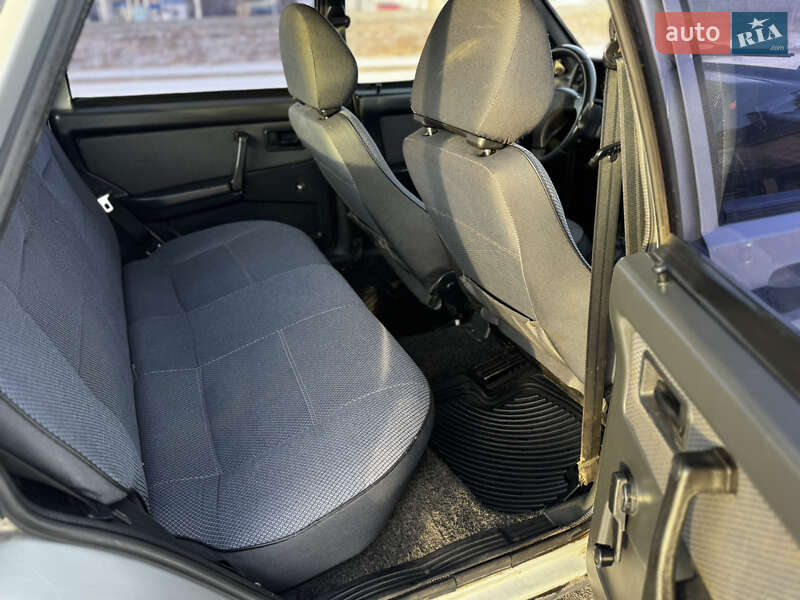 Седан ВАЗ / Lada 21099 2007 в Ровно фото 13 Седан ВАЗ / Lada 21099 2007 в Ровно