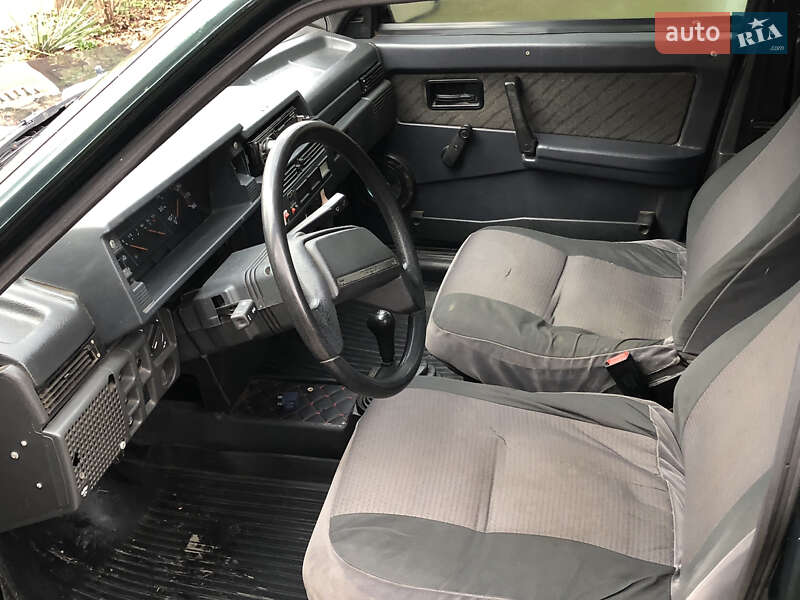 Седан ВАЗ / Lada 21099 2003 в Теплодаре