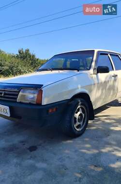 Седан ВАЗ 21099 1993 в Днепре