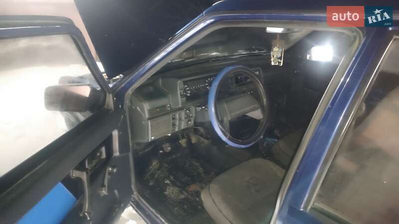 Седан ВАЗ / Lada 21099 2004 в Лубнах