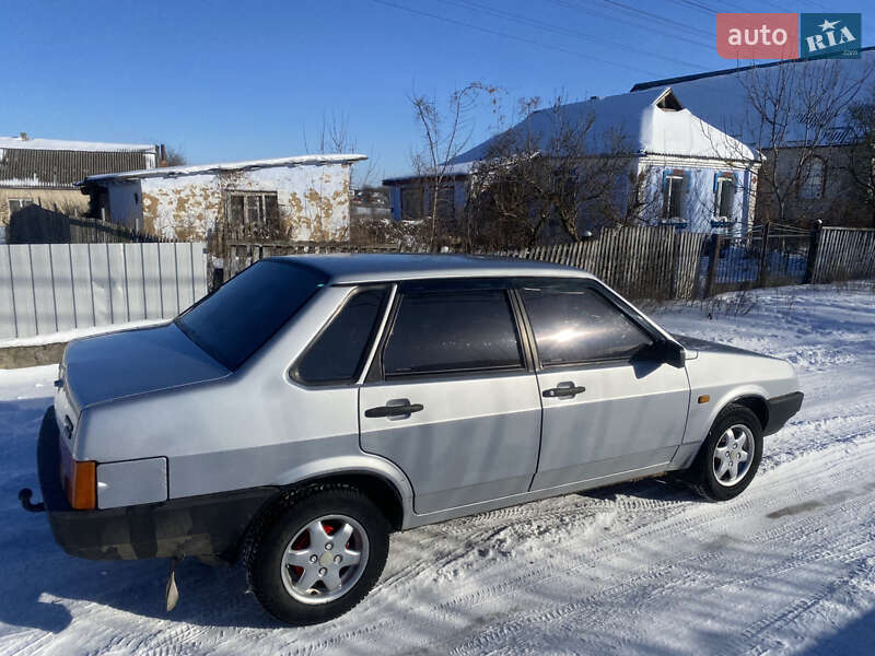 Седан ВАЗ / Lada 21099 2001 в Калиновке фото 2 Седан ВАЗ / Lada 21099 2001 в Калиновке