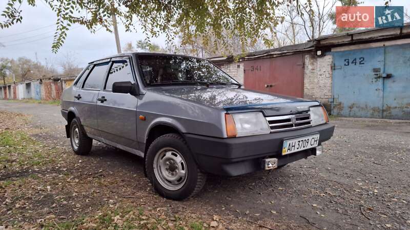 Седан ВАЗ / Lada 21099 2007 в Кривом Роге