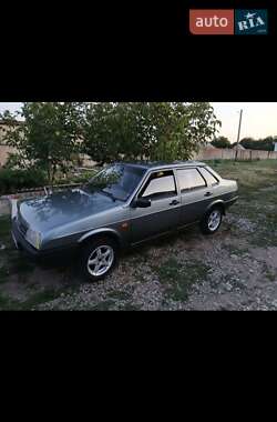 Седан ВАЗ 21099 1999 в Долинской