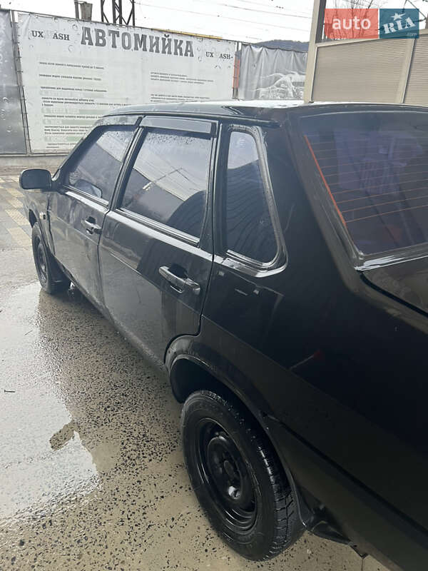 Седан ВАЗ / Lada 21099 2007 в Сваляве