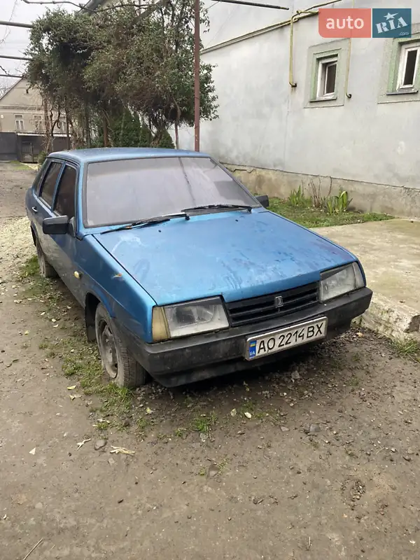 ВАЗ / Lada 21099