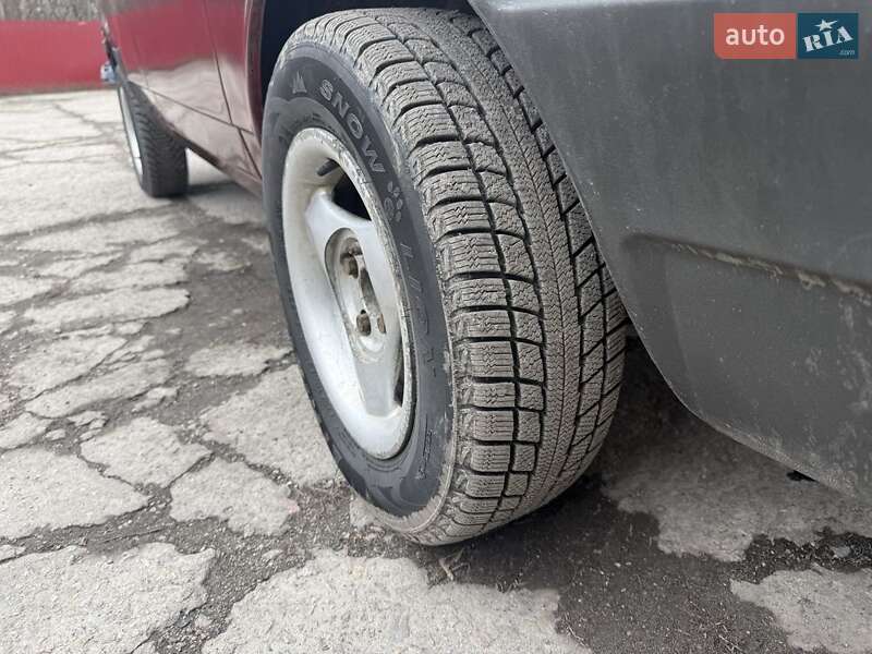 Седан ВАЗ / Lada 21099 1994 в Каменском