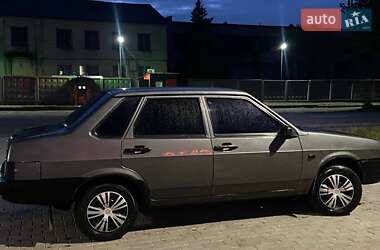 Седан ВАЗ 21099 2007 в Львове