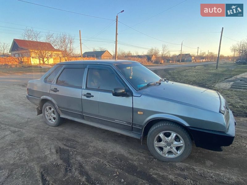 Седан ВАЗ / Lada 21099 2005 в Еланце