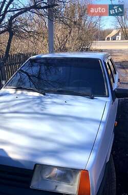 Седан ВАЗ 21099 2004 в Кременчуге
