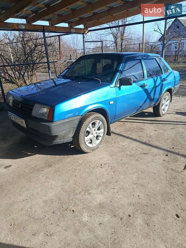 Седан ВАЗ / Lada 21099 2001 в Запорожье