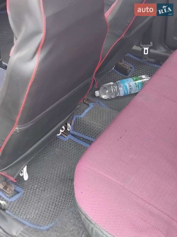 Седан ВАЗ / Lada 21099 1998 в Днепре