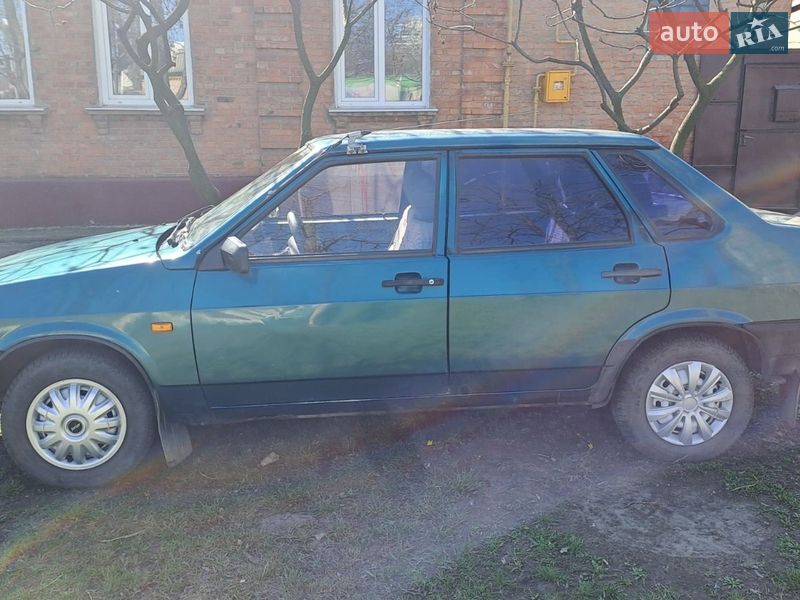 Седан ВАЗ / Lada 21099 1999 в Харькове