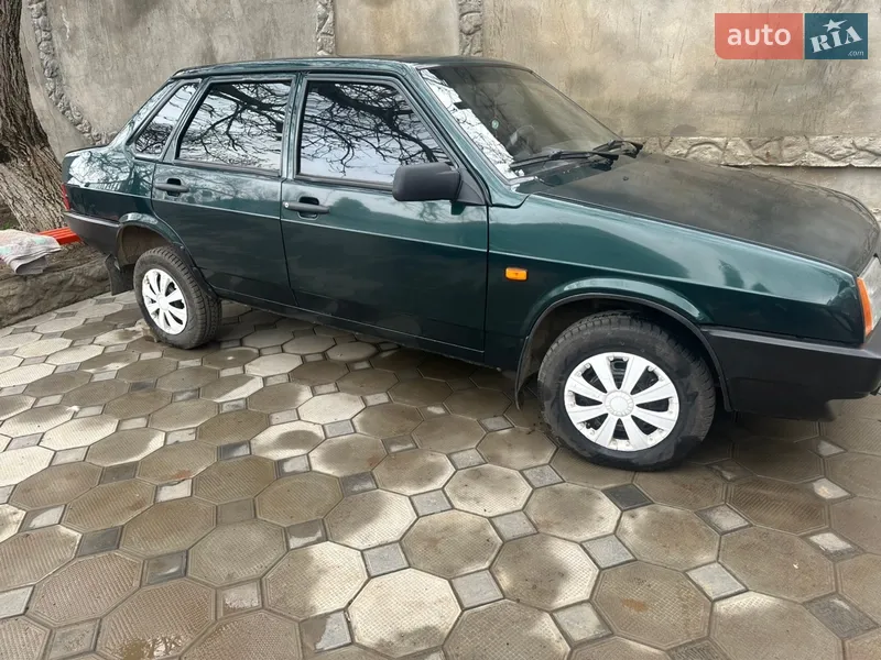 ВАЗ / Lada 21099