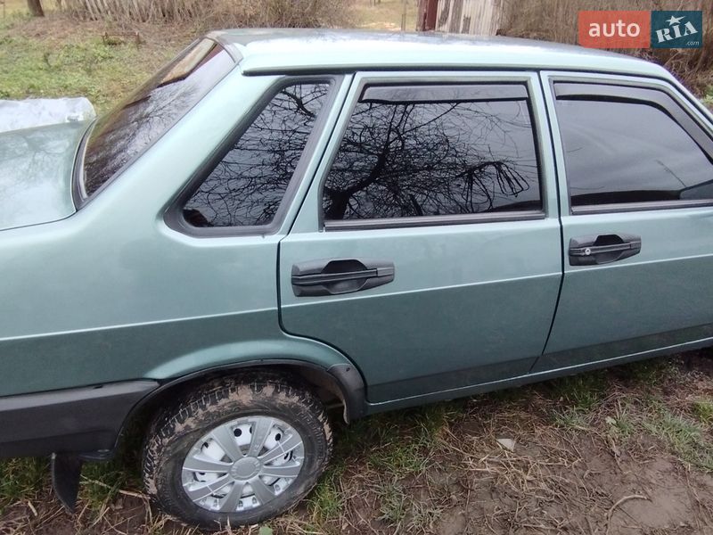 Седан ВАЗ / Lada 21099 2007 в Баре фото 2 Седан ВАЗ / Lada 21099 2007 в Баре