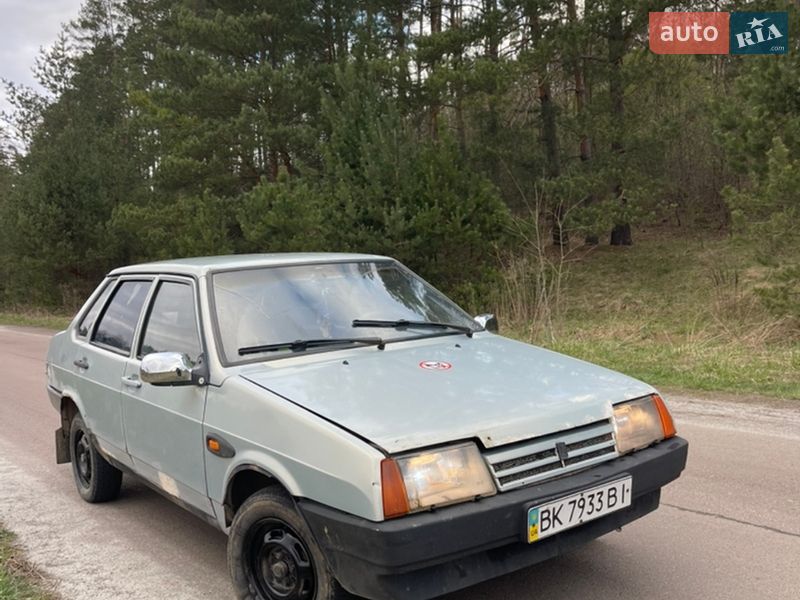 Седан ВАЗ / Lada 21099 2004 в Ровно фото 2 Седан ВАЗ / Lada 21099 2004 в Ровно