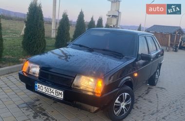 Седан ВАЗ 21099 2008 в Иршаве
