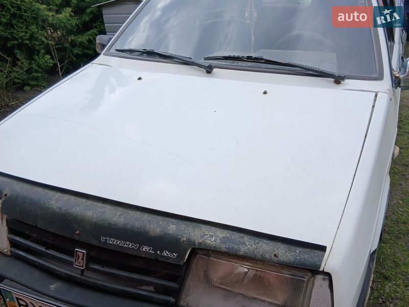 Седан ВАЗ / Lada 21099 2000 в Козове